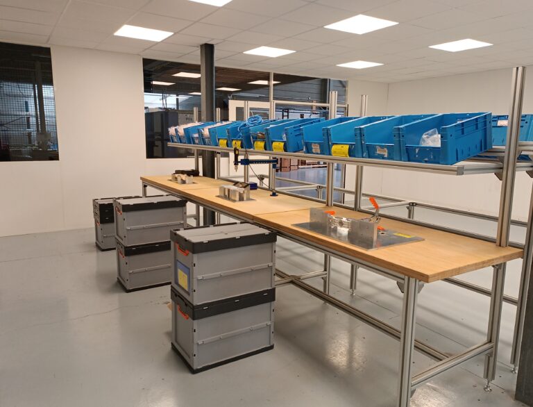 Hybster s'équipe d'une salle hors poussière !