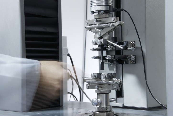 validation de produits  laboratoire test plastique