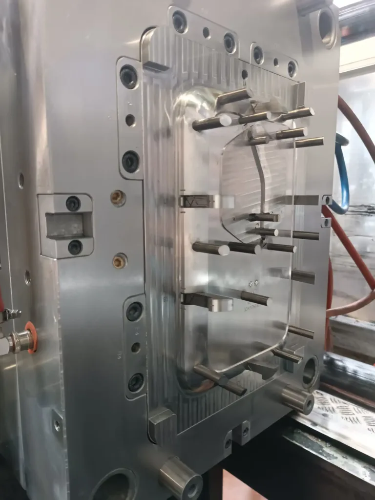 Plastic mould tool